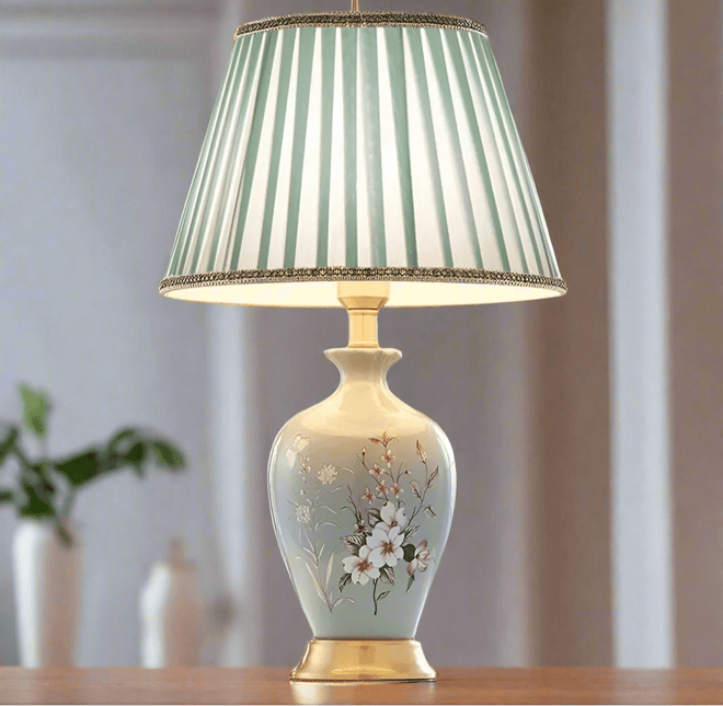American Light Luxury Ceramic Bedroom Bedside Counter Lamp Desk Decoration Painted Flower Remote Control Lighting Table Lamp