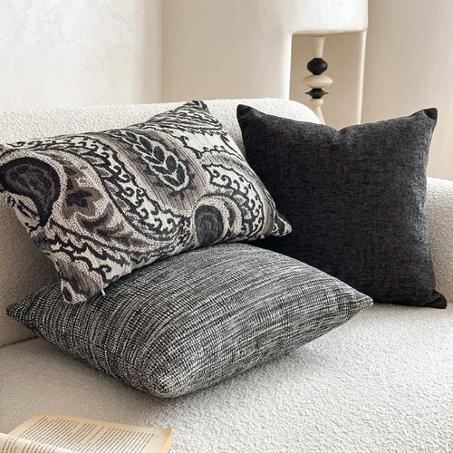 Paisley Pattern Textured Luxury Throw Pillow Covers