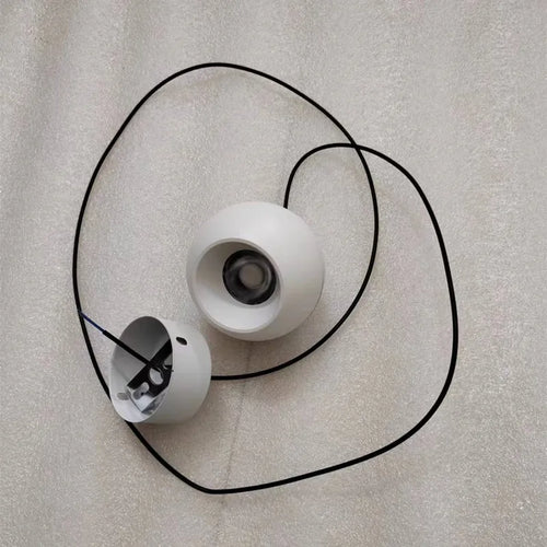 Modern Simple ball Pendant lights Nordic hanging ceiling lamps for Cafe Bar Decor Black/White Pendant Hanging Lamp