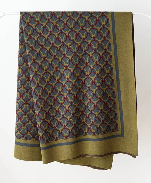 Hunter Green Chain Link H Style Throw Blanket