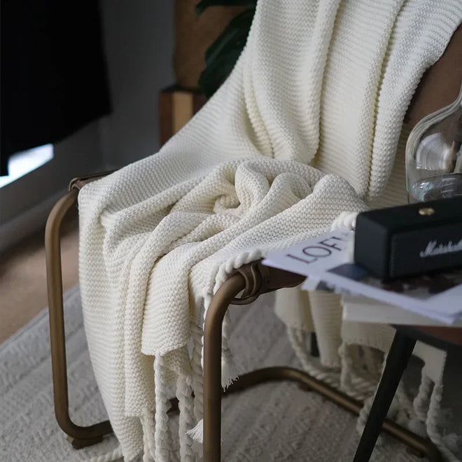 Nordic Knit Thick Tassel Throw Blanket