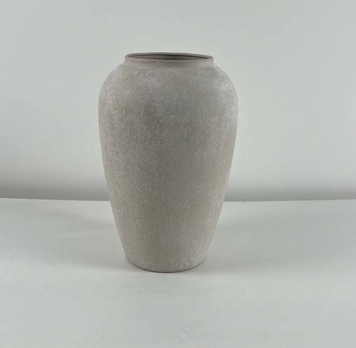 Matte Black Metal Vase, Ideal for Dried Flowers Gift for Wedding Home Spa Votive Candle Gardens Home Living Room Decoration Home - The Finishing Touch Decor